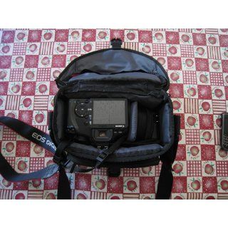 Tamrac 5501 Explorer 1 Camera Bag (Black)  Camera Accessories  Camera & Photo