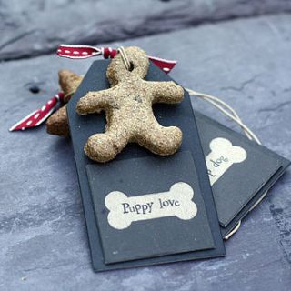 hand baked dog biscuit on gift tag by the wedding of my dreams