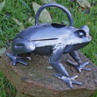 silver frog watering can by country garden gifts
