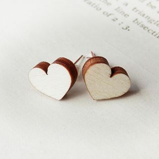 wooden heart earrings by kate rowland illustration
