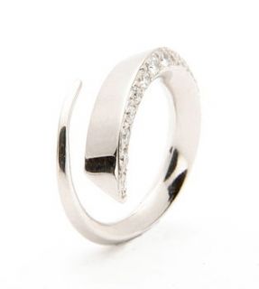 platinum diamond ring by melina clark