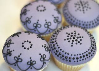 purple and black couture cupcakes by rosalind miller cakes