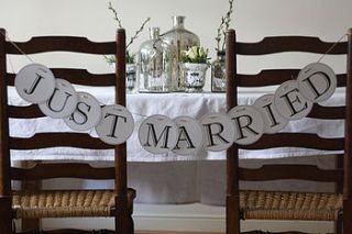 alphabet paper garland by the wedding of my dreams
