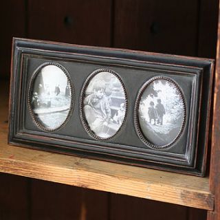 triple aperture picture frame by discover attic.