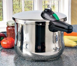 Fagor Rapida 10   qt. Pressure Cooker / Canner Kitchen & Dining