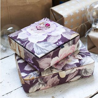 square jewellery box in purple rose by lini