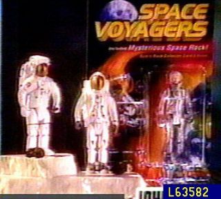 Set of 3 Astronaut Action Figures —
