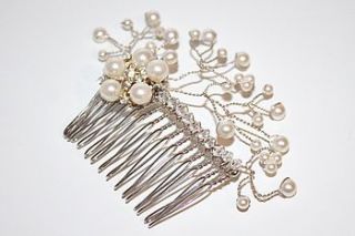 new 2014 'simply pearl' bridal hair piece by mabelicious bridal