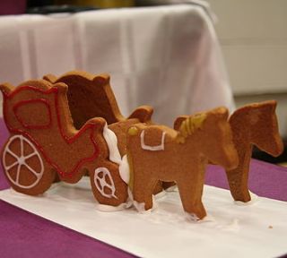 gingerbread horse and carriage decoration kit by sarah biscuits
