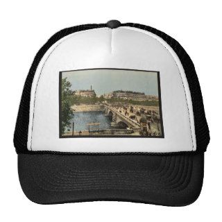 Alma bridge, Paris, France classic Photochrom Trucker Hats