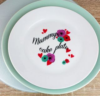 personalised flower and heart plate by 3 blonde bears