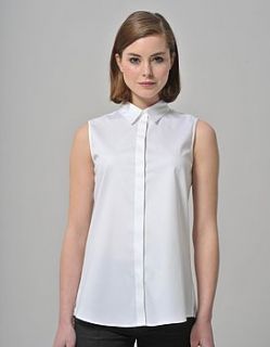 basic easy fit sleeveless collared shirt by the shirt company