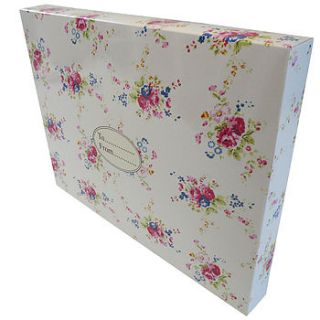 roses love design gift box by the country heart store