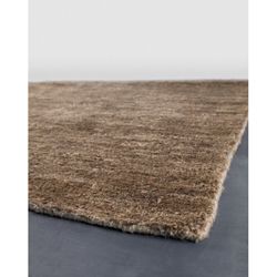 Hand knotted Contemporary Mandara Jute Rug (26 X 76)