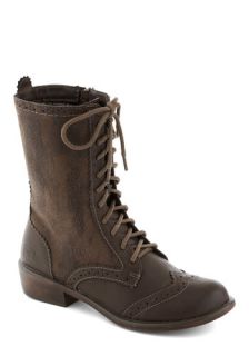 Weatherworn Report Boot in Molasses  Mod Retro Vintage Boots