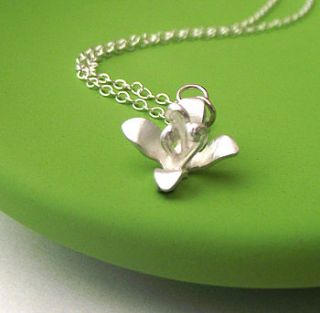 lily flower necklace by zelda wong