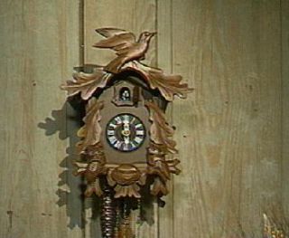 Hubert Herr Two Moving Owls Cuckoo Clock —