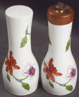 Royal Worcester Astley (Oven To Table) Salt Mill & Pepper Mill Set, Fine China D
