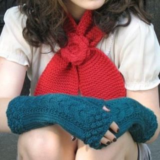handmade cable fingerless mittens in merino wool by stella james