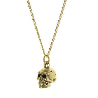 skull charm necklace by black pearl