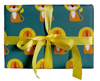 green lion wrapping paper by toby tiger