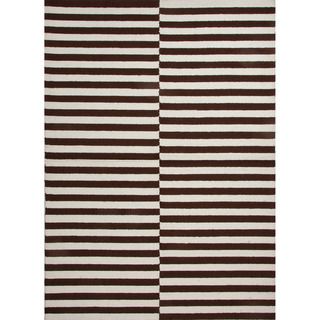 Hand hooked Indoor/ Outdoor Stripe Pattern Brown Polypropylene Rug (2 X 3)