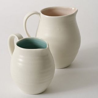 handmade porcelain jug by linda bloomfield