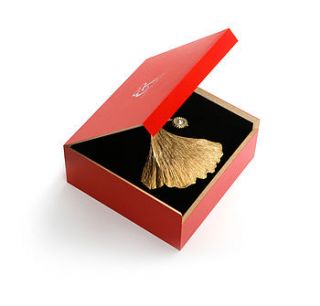 english ginkgo biloba leaf charm pendant by e + k charms