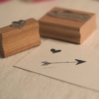 valentines heart and arrow stamp set by pretty rubber stamps