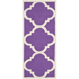 Safavieh Handmade Moroccan Cambridge Purple/ Ivory Wool Rug (26 X 12)