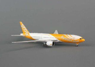 Phoenix Fly Scoot B777 200ER Model Airplane Toys & Games