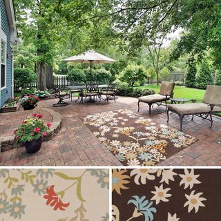 Hand hooked Hillary Casual Floral Indoor/ Outdoor Area Rug (5 X 8)