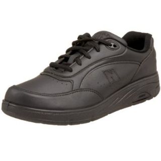 New Balance Men's MW811 Walking Shoe,White,9.5 B Shoes