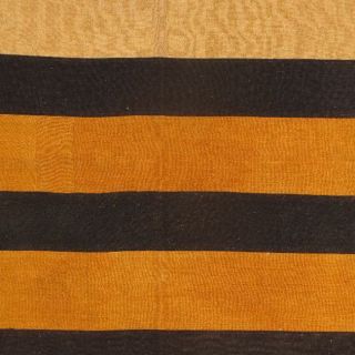 Handwoven Black Bohemian Wool Rug (57 X 710)
