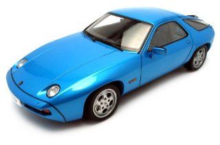 PORSCHE 928 MINERVA BLUE METALLIC diecast car model by AUTOart in 118 Scale Toys & Games