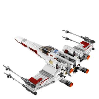 LEGO Star Wars X Wing Starfighter (9493)      Toys