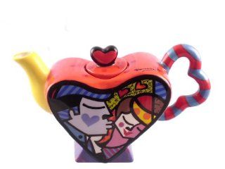 Romero Britto Collectible Mini Heart Shaped Kiss Teapot Kitchen & Dining
