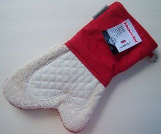 KitchenAid Cool Zone Empire Red Oven Mitt fits either hand Kitchen & Dining