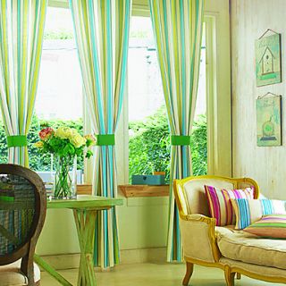 (One Pair) Elegant Collision Color Stripes Energy Saving Curtain
