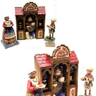 Jim Shore Mrs. Claus & Elf Bakery   Holiday Figurines