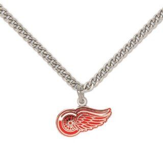 DETROIT RED WINGS OFFICIAL LOGO 18" NECKLACE  Sports Fan Necklaces  Sports & Outdoors