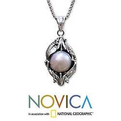Sterling Silver 'Lily' White Freshwater Pearl Necklace (11 mm) (Bali) Novica Necklaces
