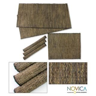 Set of 4 Natural Fibers 'Nature of Black' Runner Placemats (Indonesia) Novica Placemats/Napkins