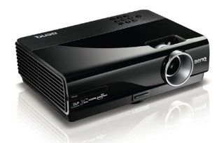 BenQ MP626 DLP Projektor (Kontrast 30001, 2500 ANSI Lumen, XGA, 1024 x 768) schwarz Heimkino, TV & Video