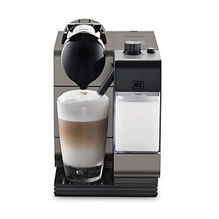 De'Longhi & Lattissima Plus Nespresso Capsule Espresso/Cappuccino Machine   Exclusive