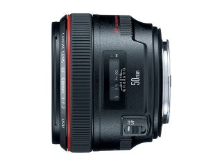 Canon EF 50mm f / 1.2L USM Standard Lens