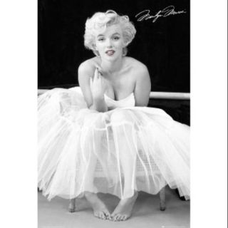 Marilyn Monroe Ballerina Poster Print (24 X 36)