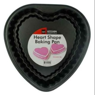 Heart Shape Baking Pan   Set of 4